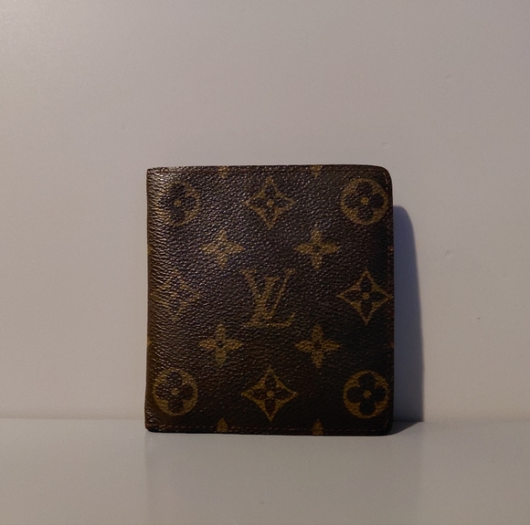 Louis Vuitton Brown Classic Monogram PorteSignature